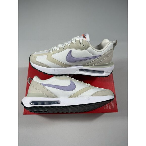 New Women’s Size 9.5 - Nike Air Max Dawn Light Bone Purple Dawn DC4068 100 - Picture 4 of 10